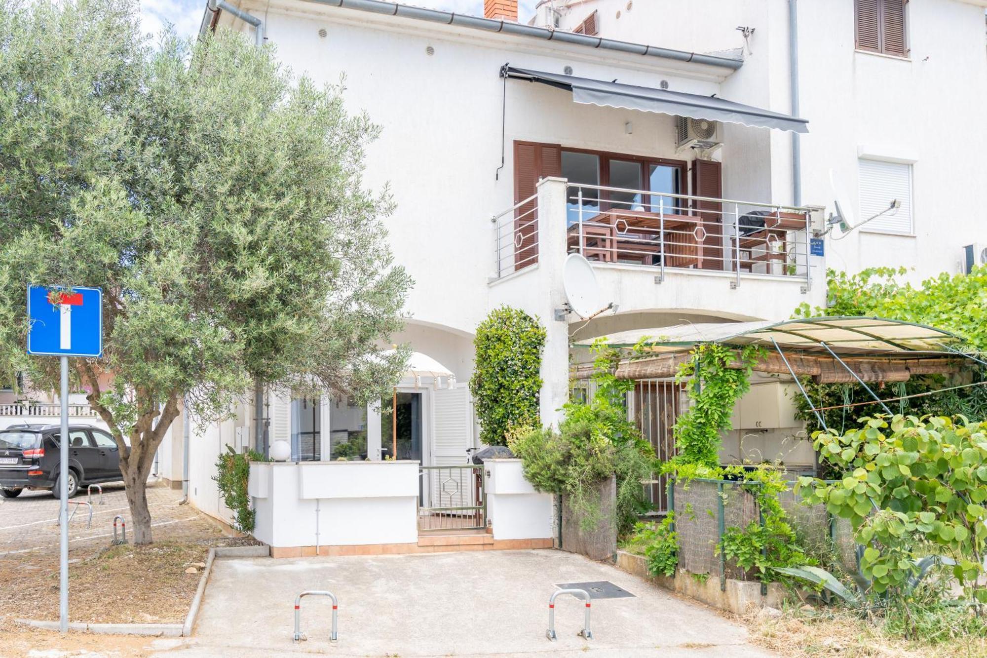 App Tulum-30m Zum Meer, Privatparkplatz, Balkon, 50'smarttv, Sat * Medulin