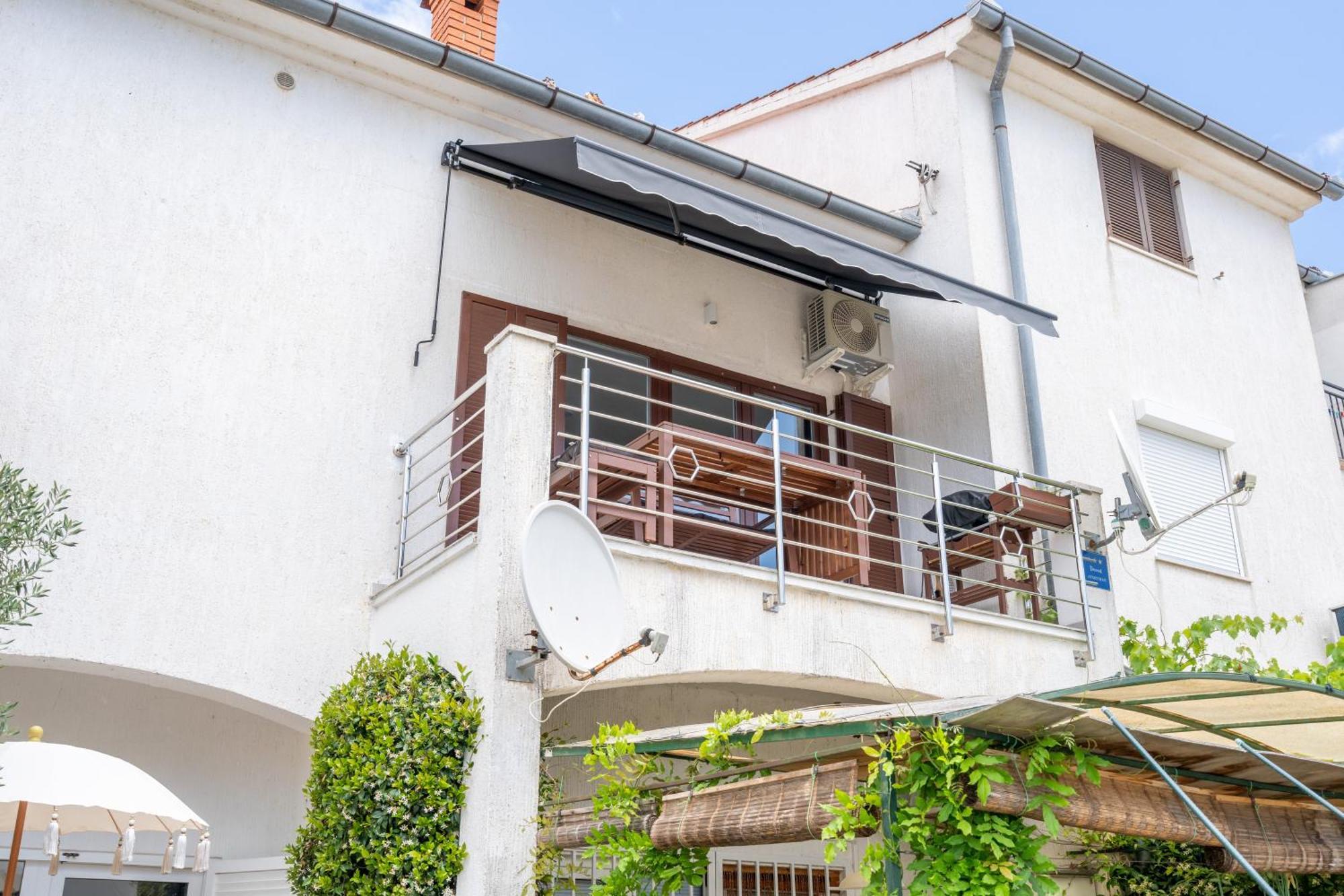 App Tulum-30m Zum Meer, Privatparkplatz, Balkon, 50'smarttv, Sat Apartman Medulin